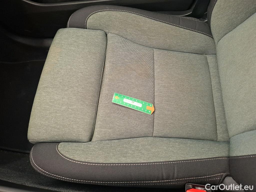  Volvo  XC 40 VOLVO XC40 / 2022 / 5P / SUV Recharge T4 211 DCT7 Plus #17