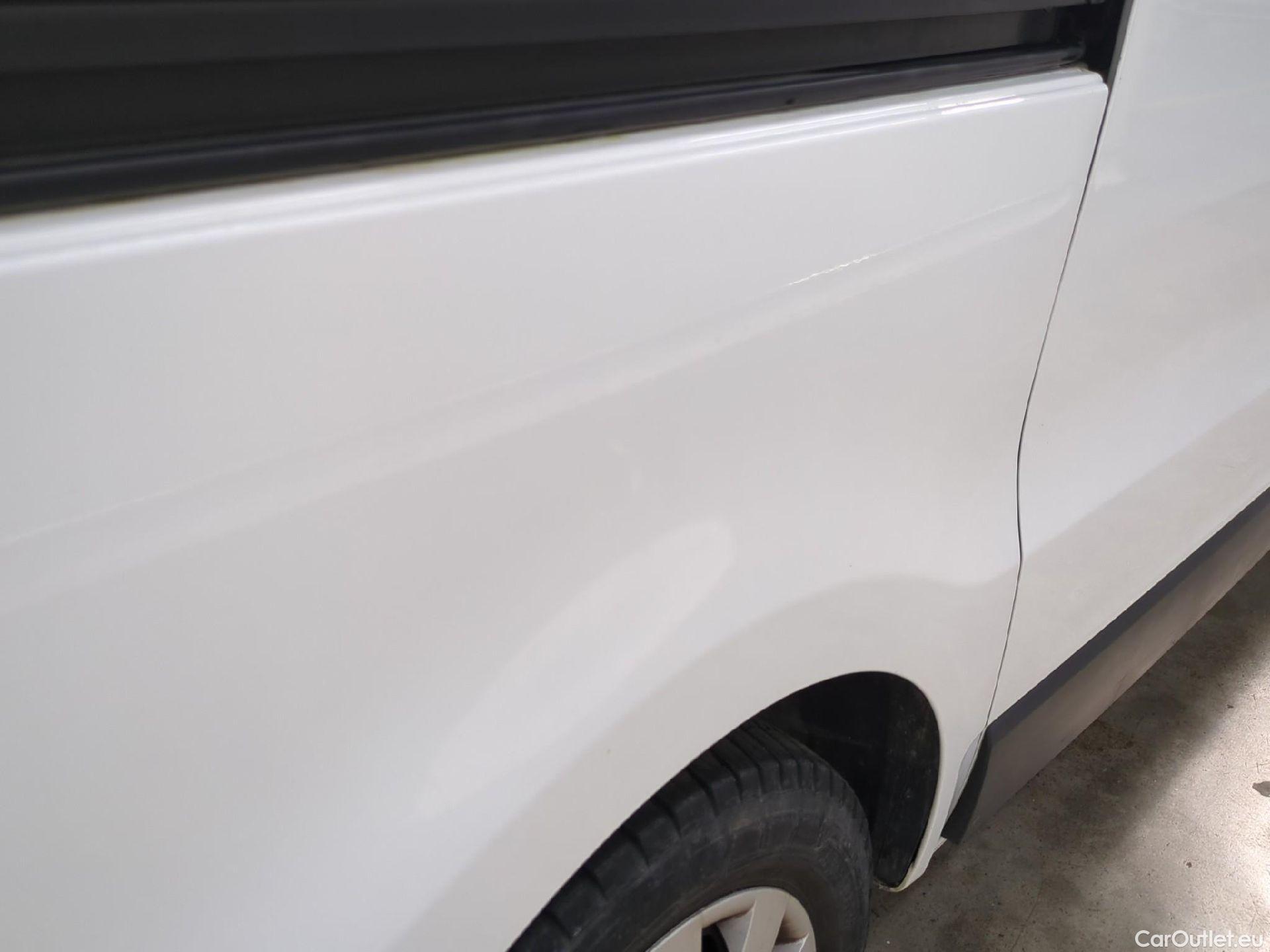  Renault  Trafic RENAULT  VU 4p Fourgon FG GCFL1H1 1000 dCi95 Stop&Start E6 #22