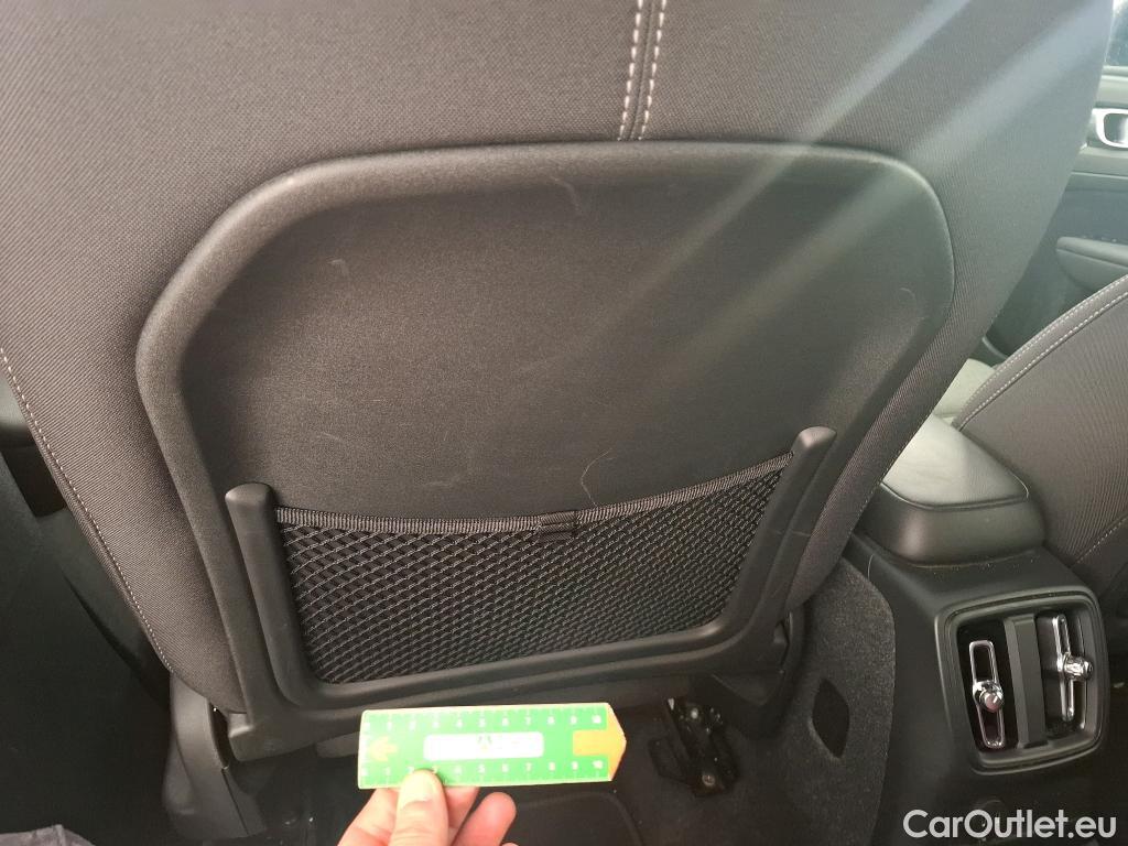  Volvo  XC 40 VOLVO XC40 / 2022 / 5P / SUV Recharge T4 211 DCT7 Plus #4