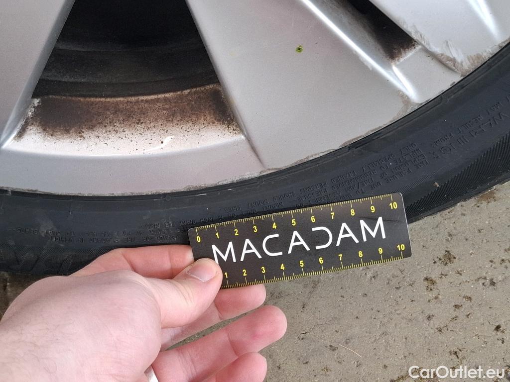  Volkswagen  Golf  VOLKSWAGEN / 2020 / 5P / Berline 2.0 TDI SCR 115 DSG7 Life Busi #21