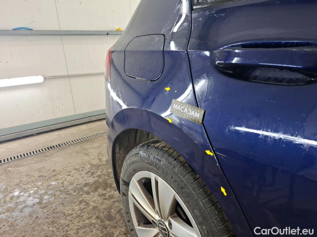  Volkswagen  Golf  VOLKSWAGEN / 2020 / 5P / Berline 2.0 TDI SCR 115 DSG7 Life Busi #1