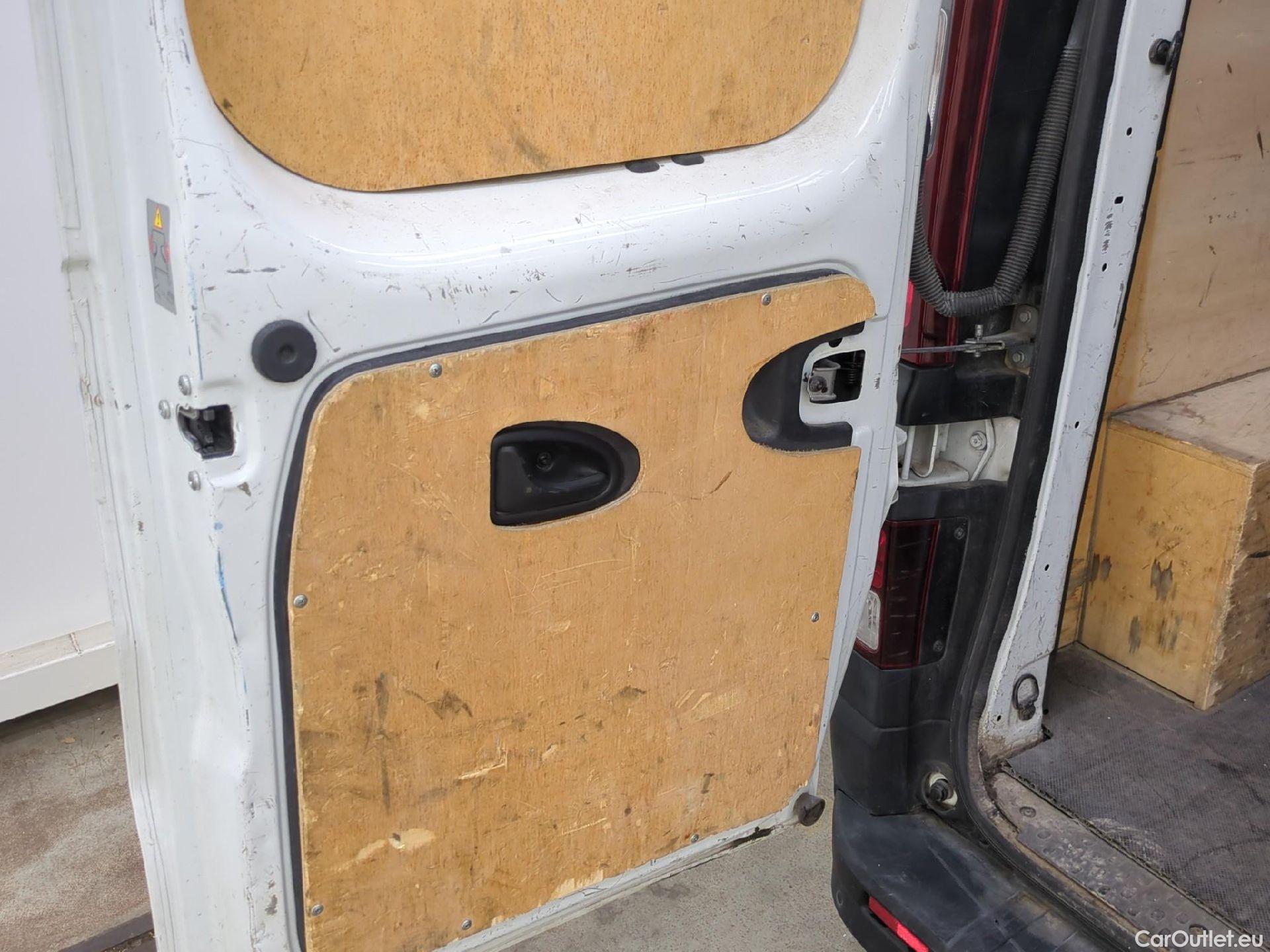  Renault  Trafic RENAULT  VU 4p Fourgon FG GCFL1H1 1000 dCi95 Stop&Start E6 #14