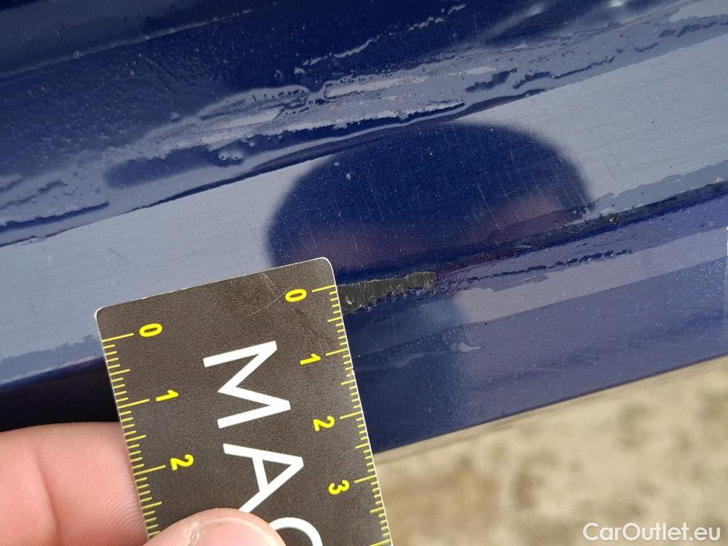  Volkswagen  Golf  VOLKSWAGEN / 2020 / 5P / Berline 2.0 TDI SCR 115 DSG7 Life Busi #13