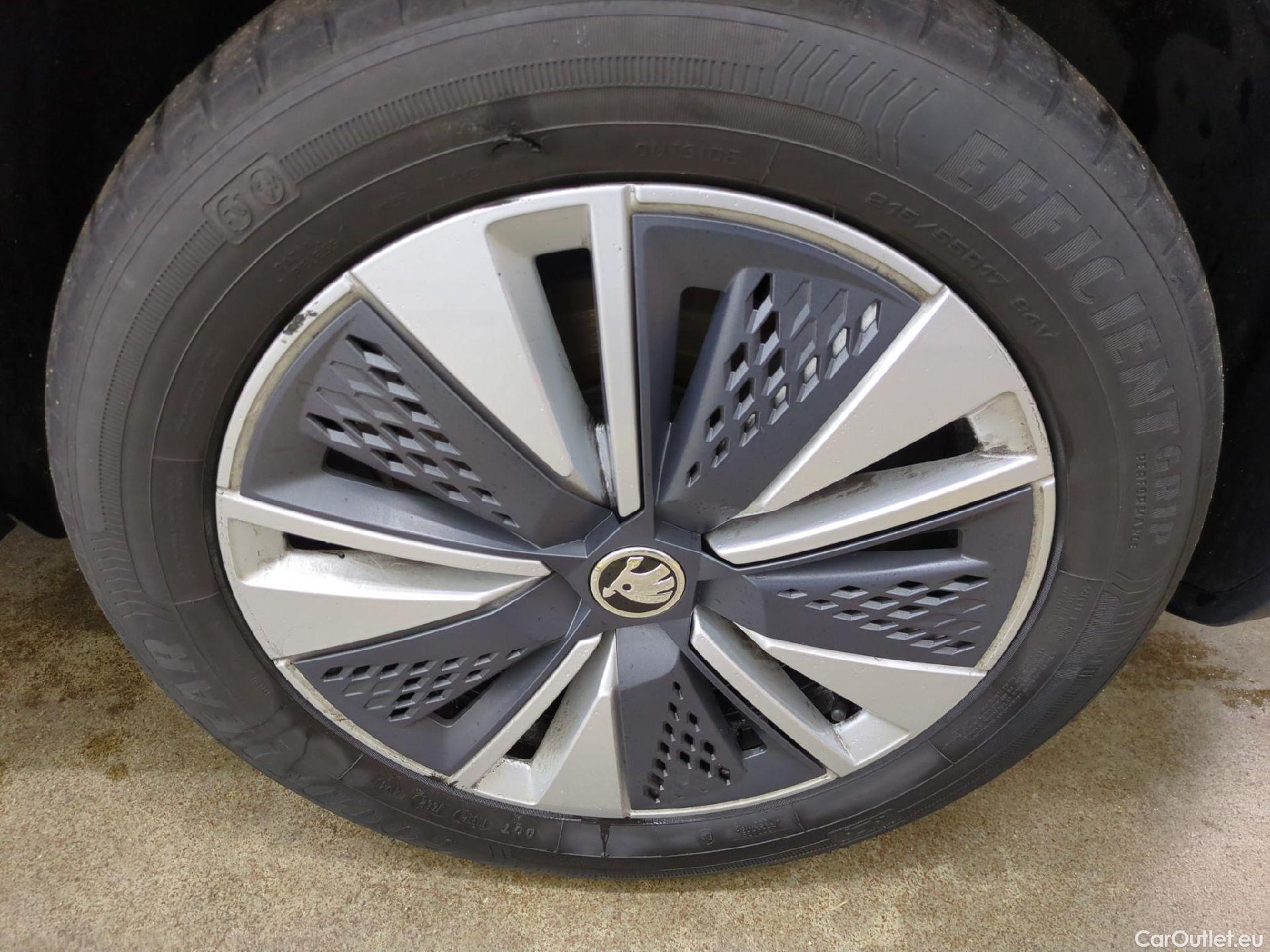  Skoda  Karoq SKODA  / 2017 / 5P / SUV 2.0 TDI 116ch DSG7 Business #8