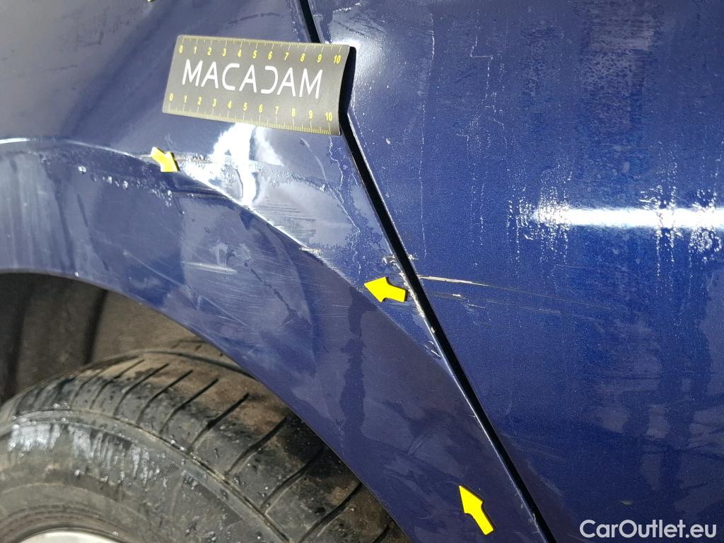  Volkswagen  Golf  VOLKSWAGEN / 2020 / 5P / Berline 2.0 TDI SCR 115 DSG7 Life Busi #3