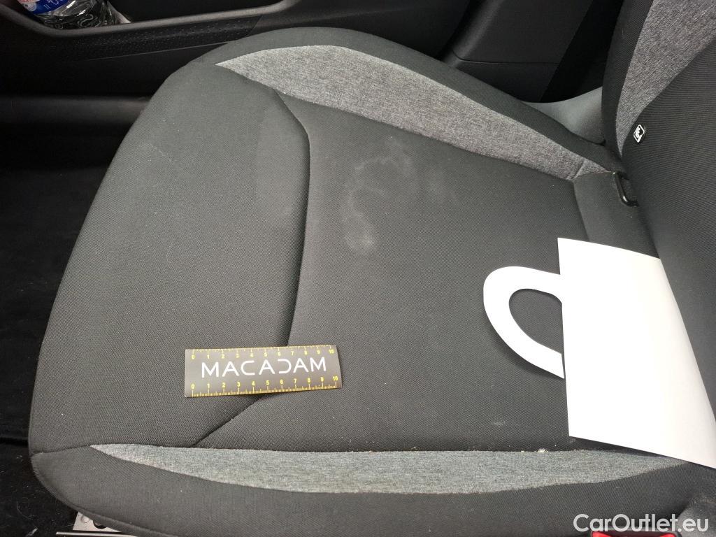  Skoda  Fabia SKODA  / 2021 / 5P / Berline 1.0 MPI 80 Active #8