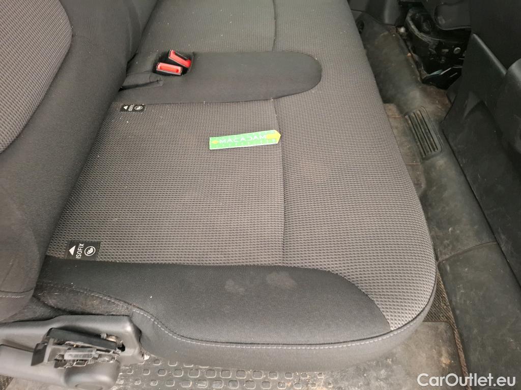  Renault  Trafic RENAULT  / 2021 / 4P / Combi Zen L1 Blue dCi 150 S&S - 8 pl #22