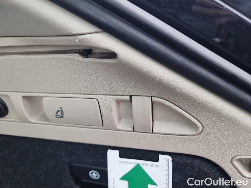  Skoda  Superb  Combi (3T5)(2010) Su.C.2.0TDI 147 4x4 Style Aut #13