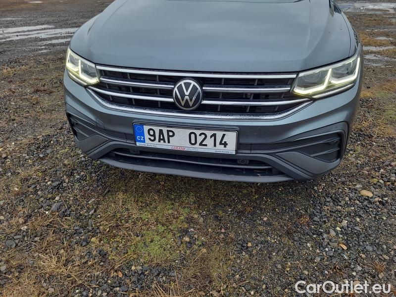  Volkswagen  Tiguan  (2016) Tig.All.1.5 TSI 110 Life AT 5d #2