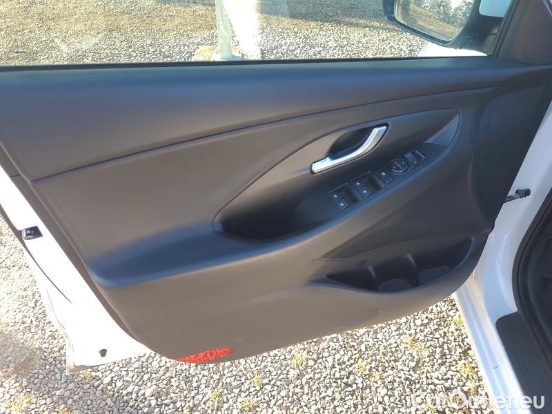  Hyundai  i30   cw (PD)(2017->)  - Hyundai  kom.1.5i Family Smart 5d #20