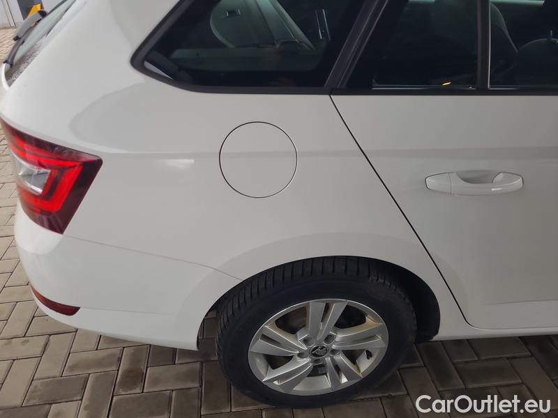  Skoda  Fabia  Combi (2015)  Com.1.0TSI 70 Style #33