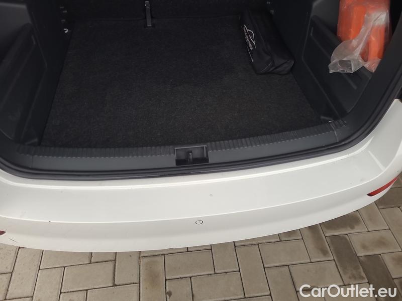  Skoda  Fabia  Combi (2015)  Com.1.0TSI 70 Style #24