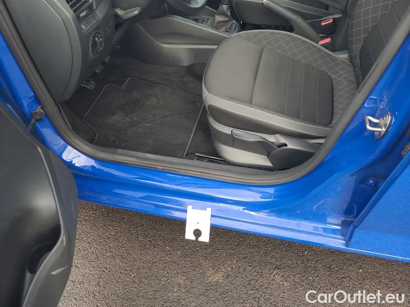  Skoda  Fabia  Combi (2015) Com.1.0TSI 70 Ambition 5d #6