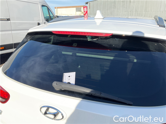  Hyundai  i30  1.5i Smart kombi 5d #17