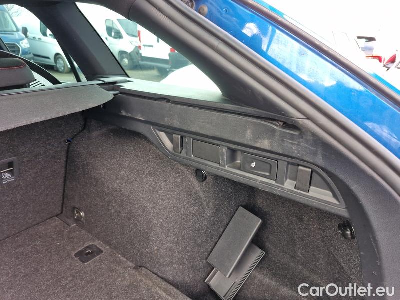  Skoda  Octavia  Combi (NX3)(2020) Oct.C. 2.0TDI 147 RS 4x4 AT #9