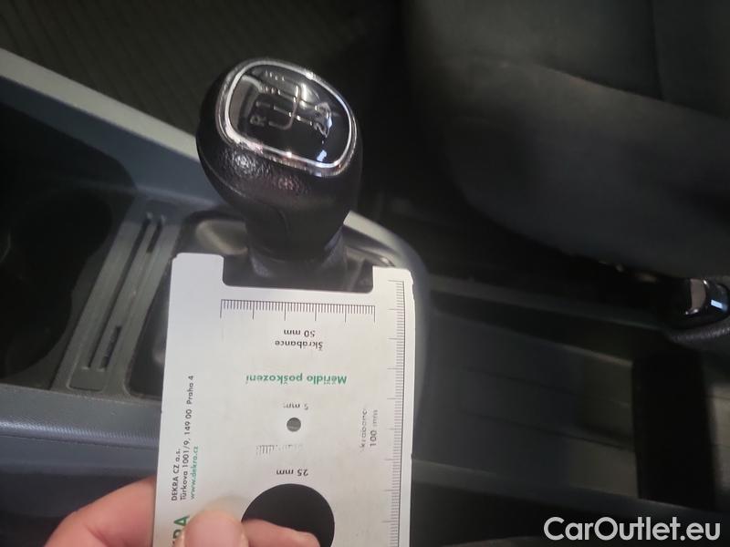  Skoda  Fabia  3 (2015)  1.0TSI 70 Active #14