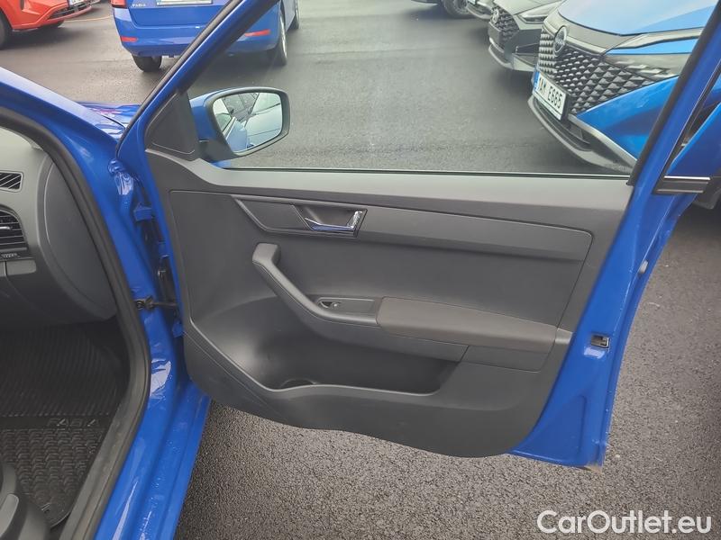  Skoda  Fabia  Combi (2015) Com.1.0TSI 70 Ambition 5d #23