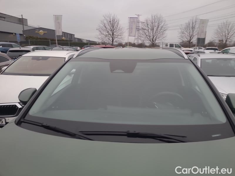  KIA  Sportage  (NQ5)(2022->) Sport.1.6TGDI 130 TOP 4x4 AT #1