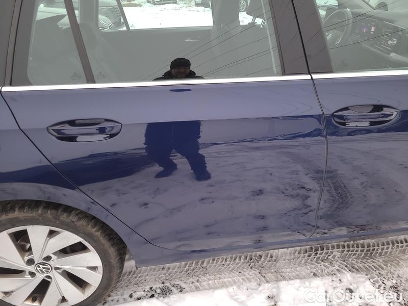  Volkswagen  Golf  VIII Variant (CG5) 2020 Var.2.0TDI 110 Style 5d #25