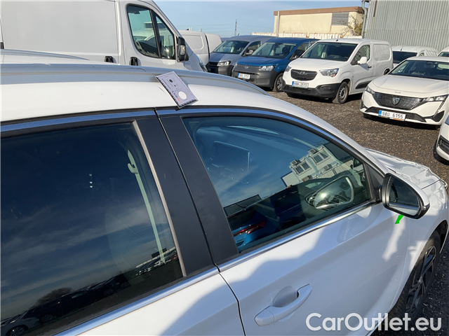  Hyundai  i30  1.5i Smart kombi 5d #11