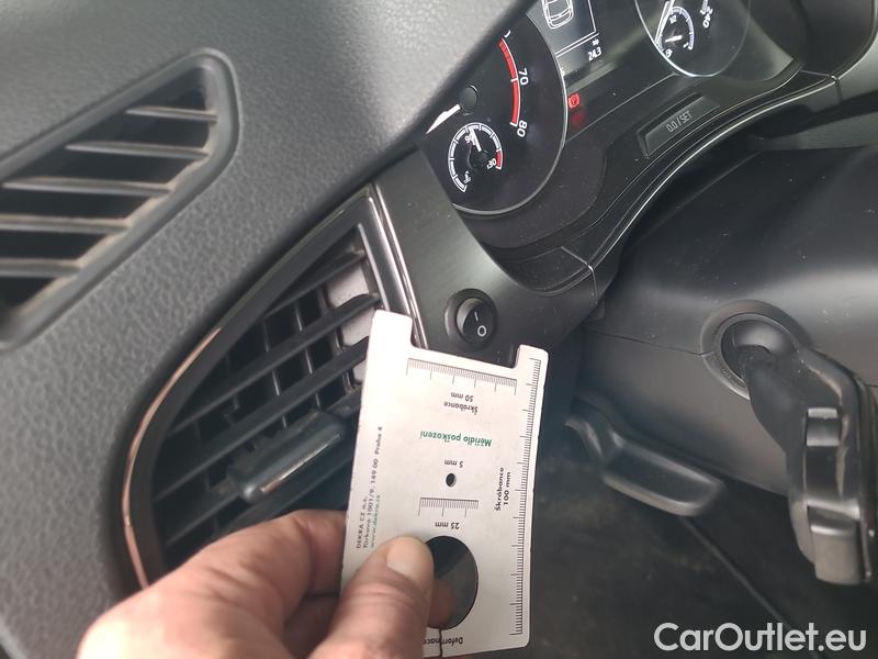  Skoda  Fabia  Combi (2015)  Com.1.0TSI 70 Style #13