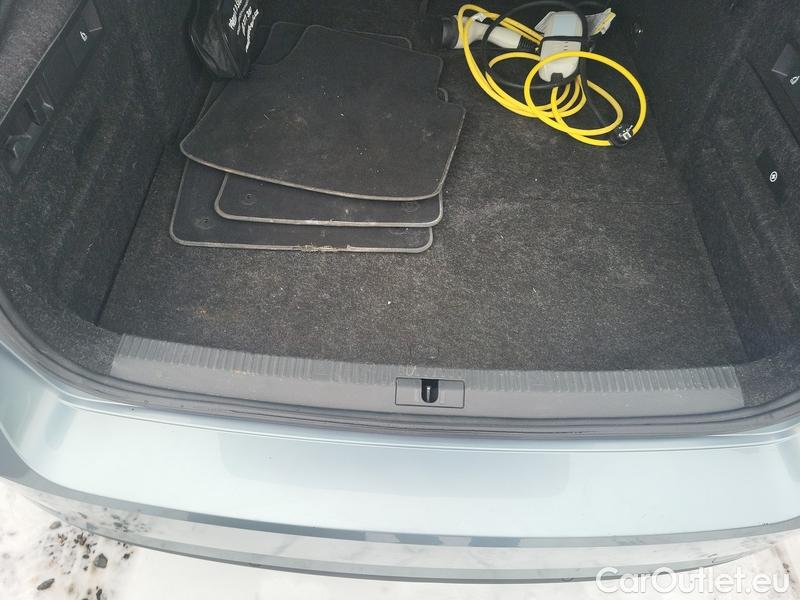  Skoda  Superb  (3V3)(2015)  1.4PHEV 160 Ambition AT #12