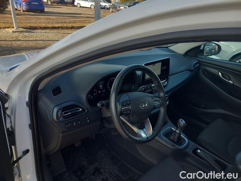  Hyundai  i30   cw (PD)(2017->)  - Hyundai  kom.1.5i Family Smart 5d #7