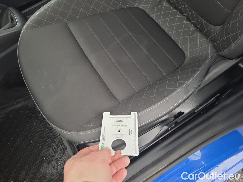  Skoda  Fabia  Combi (2015) Com.1.0TSI 70 Ambition 5d #10