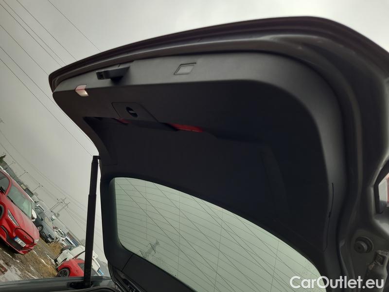  Volkswagen  Tiguan  (2016) Tig.All.1.5 TSI 110 Life AT 5d #13