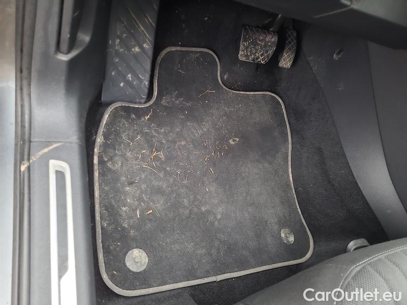  Volkswagen  Tiguan  (2016) Tig.All.1.5 TSI 110 Life AT 5d #5