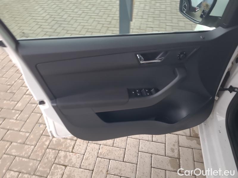  Skoda  Fabia  Combi (2015)  Com.1.0TSI 70 Style #7