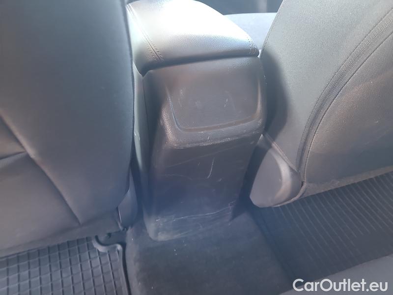  Hyundai  i30   cw (PD)(2017->)  - Hyundai  kom.1.5i Family Smart 5d #17