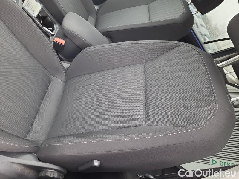  Volkswagen  Tiguan  (2016) Tig.All.1.5 TSI 110 Life AT 5d #9