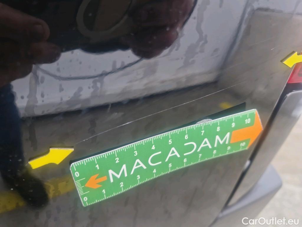  Citroen  Berlingo  Fourgon Club M 1000 1.5 BlueHDi 130CV BVA8 E6dT #23