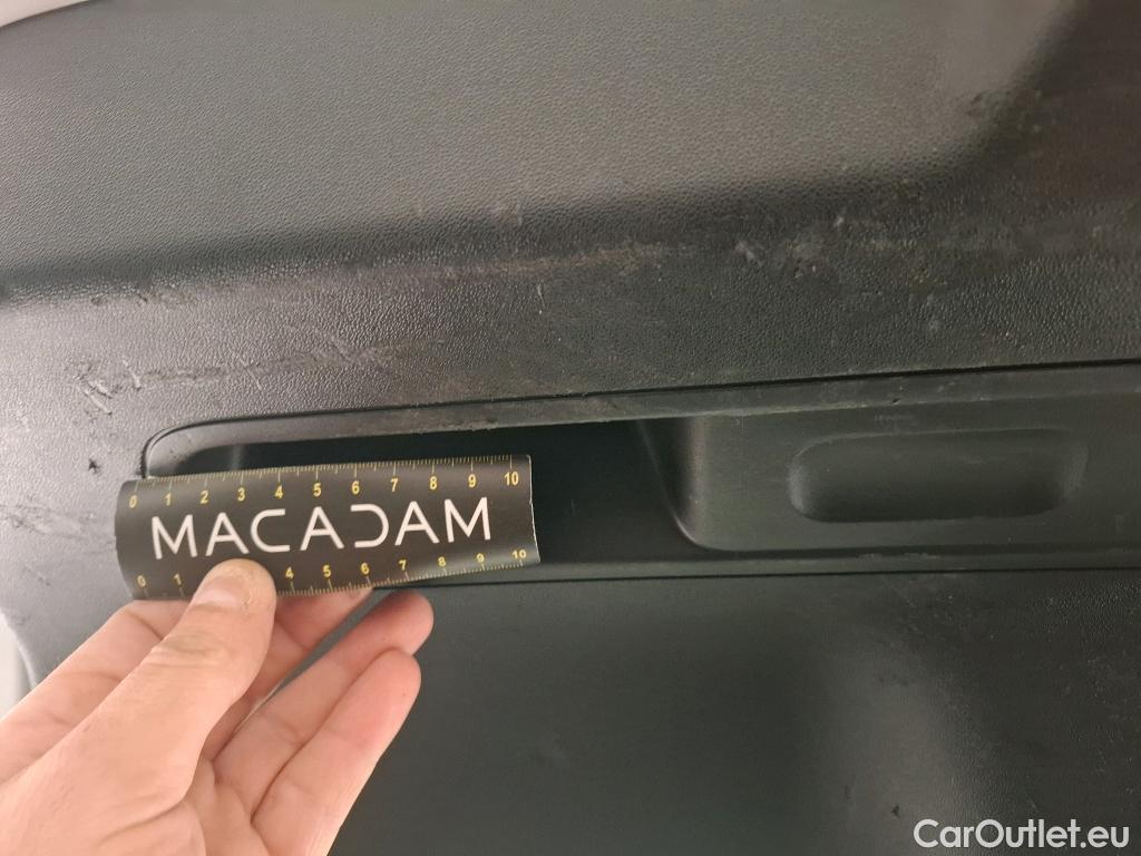  Citroen  C3  Société Feel 1.5 BlueHDI 100CV BVM5 E6dT #9