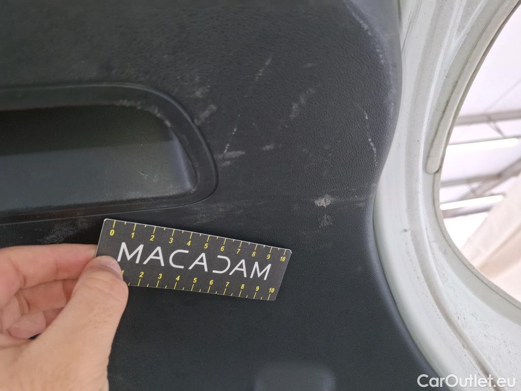  Citroen  C3  Société Feel 1.5 BlueHDI 100CV BVM6 E6d #43