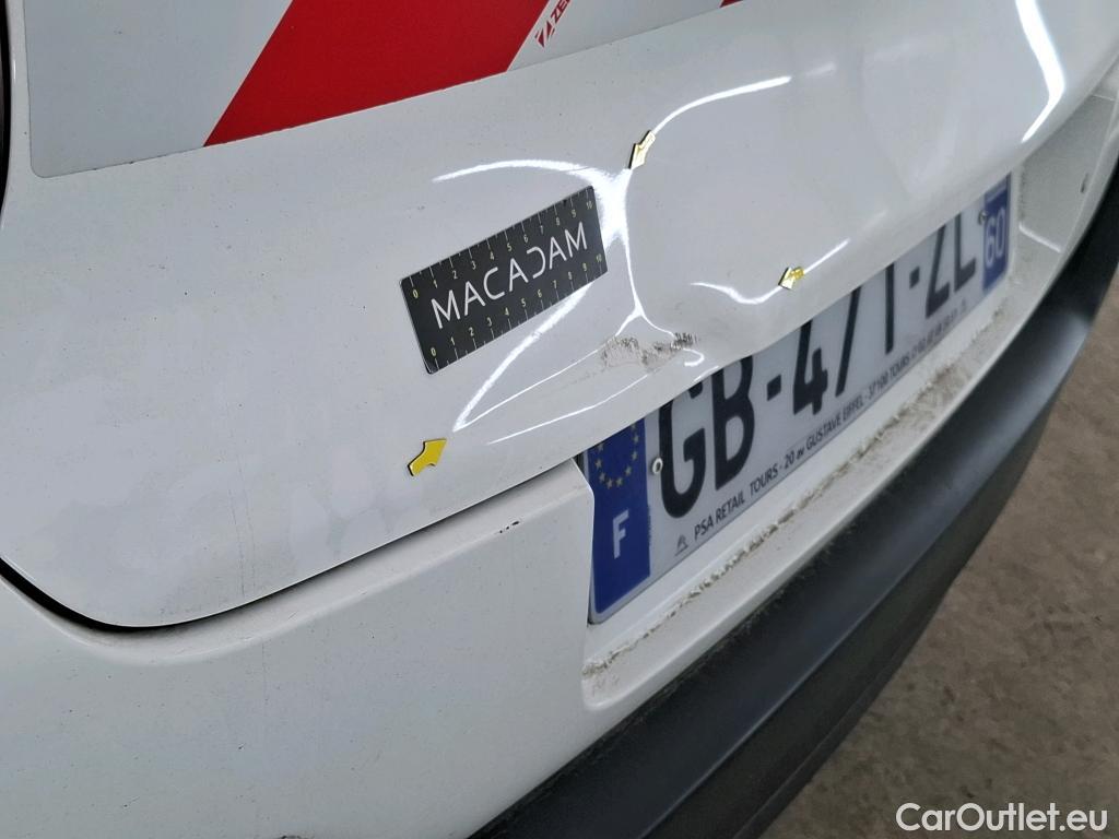  Citroen  C3  Société Feel 1.5 BlueHDI 100CV BVM6 E6d #3