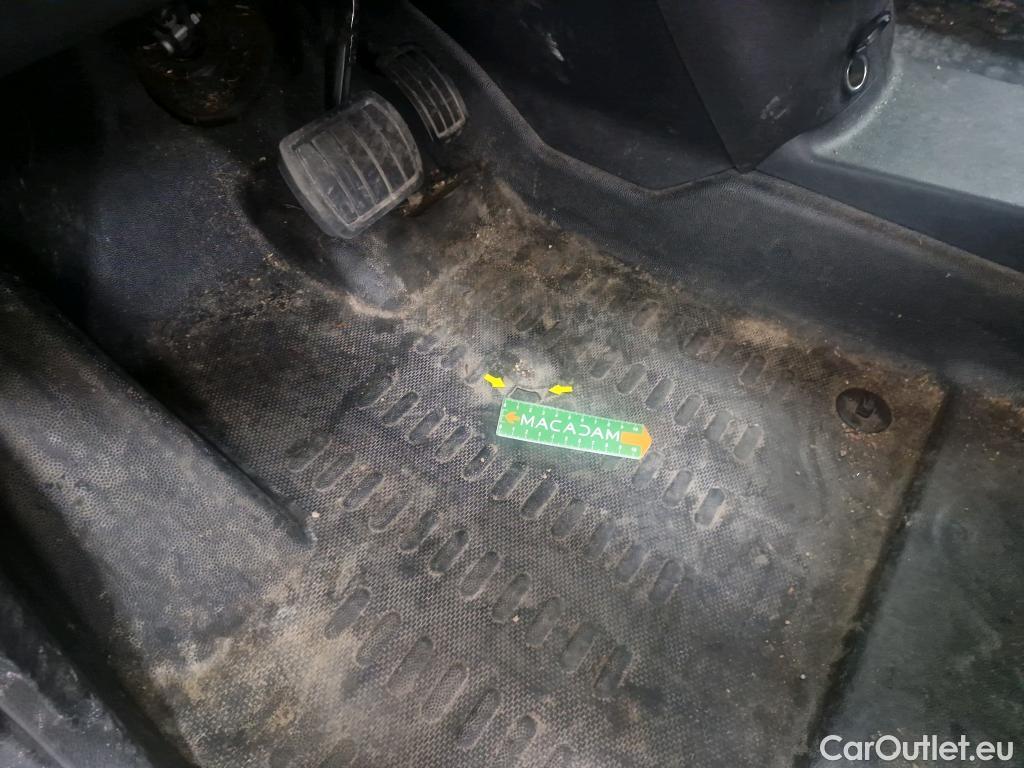  Citroen  Berlingo  Fourgon Club M 1000 1.5 BlueHDi 130CV BVA8 E6dT #80