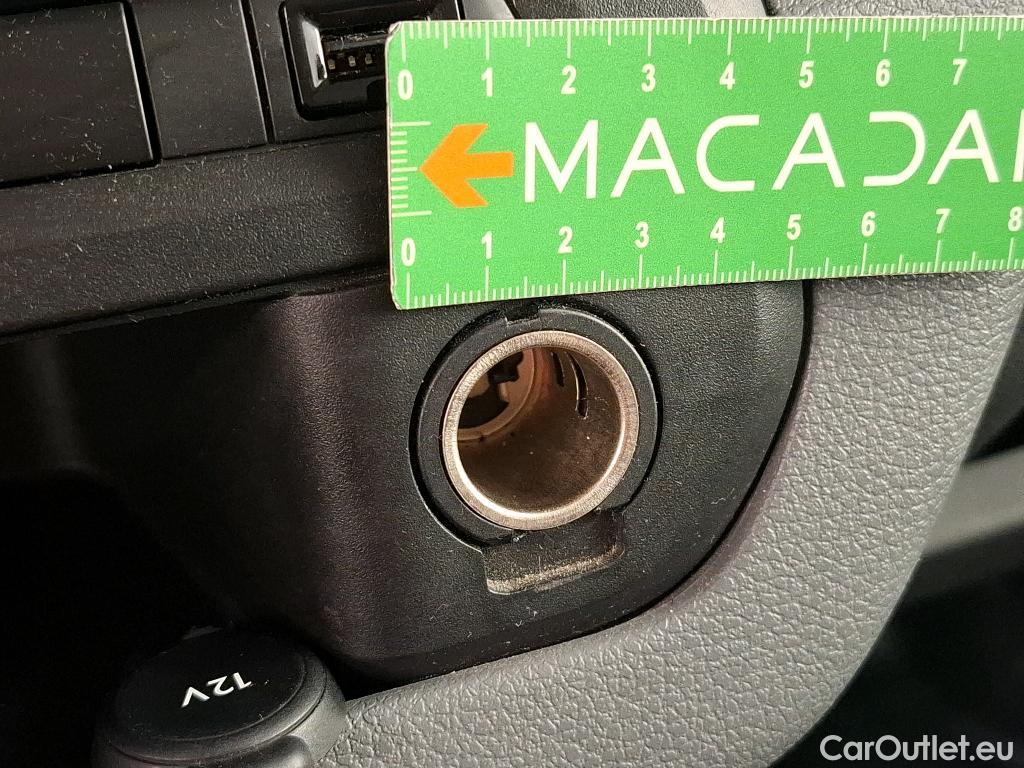  Citroen  Jumpy CITROEN  / 2016 / 4P / Fourgon tôlé Taille M BlueHDi 120 S&S BVM6 Business #47