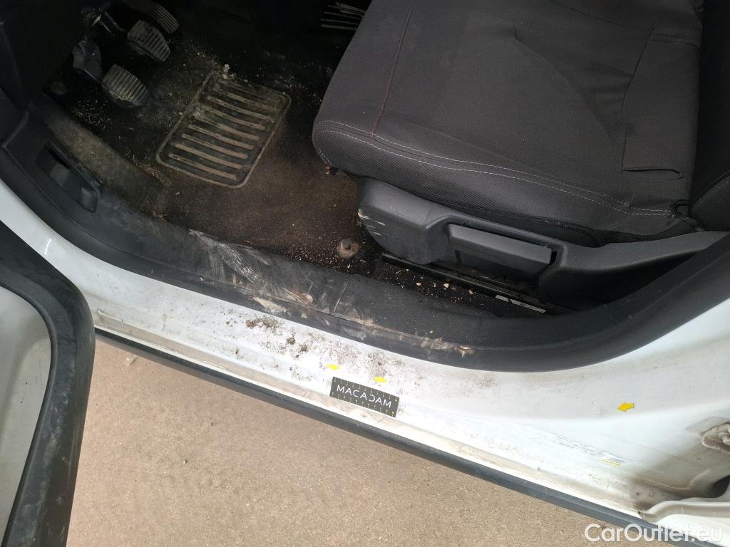  Citroen  C3  Société Feel 1.5 BlueHDI 100CV BVM6 E6d #28