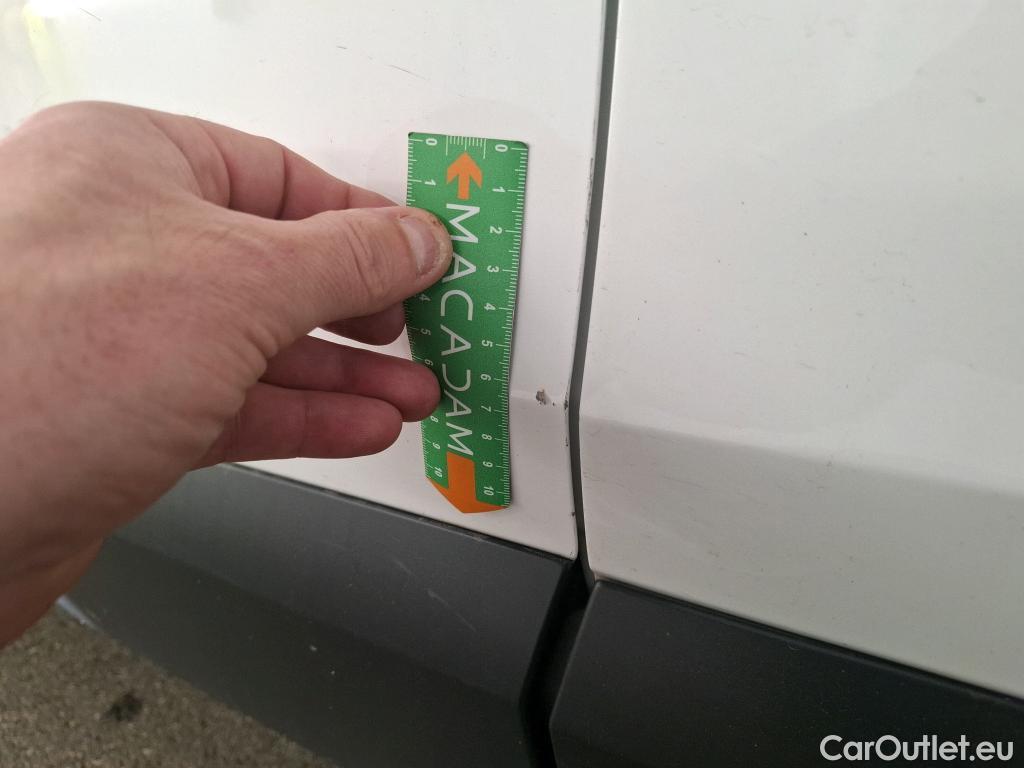  Citroen  C4  Berline Feel Nav Business R 1.5 BlueHDI 130CV BVA8 6E #8