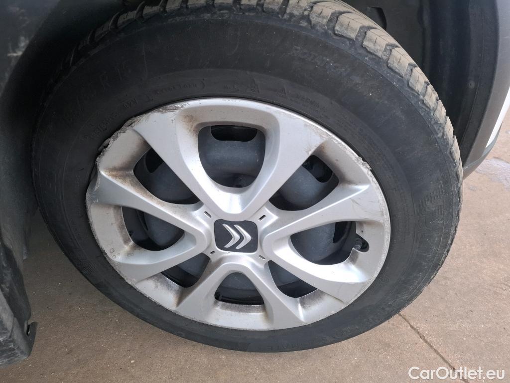  Citroen  C3  Société Feel 1.5 BlueHDI 100CV BVM6 E6d #52