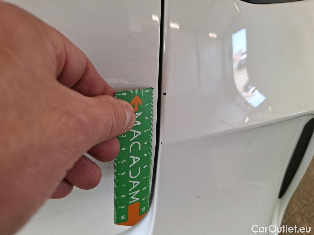  Citroen  C4  Berline Feel Nav Business R 1.5 BlueHDI 130CV BVA8 6E #14