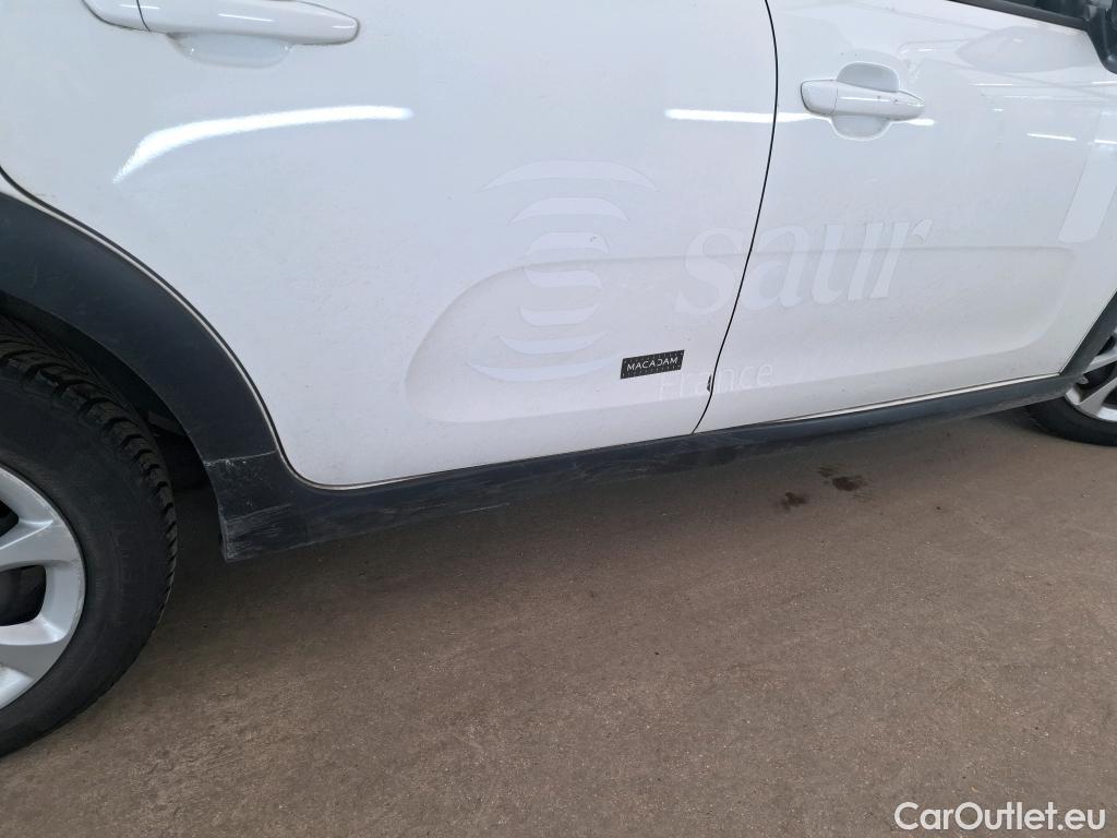  Citroen  C3  Société Feel 1.5 BlueHDI 100CV BVM6 E6d #31