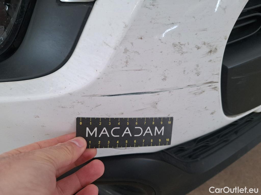  Citroen  C3  Société Feel 1.5 BlueHDI 100CV BVM6 E6d #25