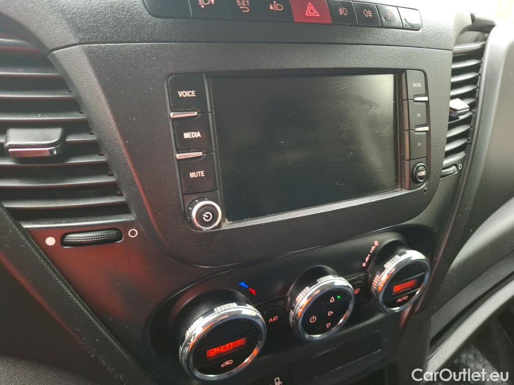  Iveco  Daily IVECO  VU 4p Fourgon 3.0 TURBO 35S14N V11 H2 3520 #6