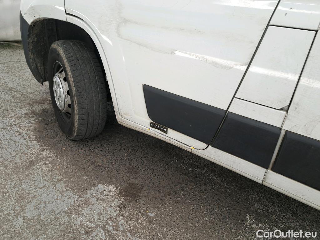  Peugeot  Boxer PEUGEOT  VU 4p Fourgon BLUEHDI 130 PREMIUM PA 333 L2H2 #47