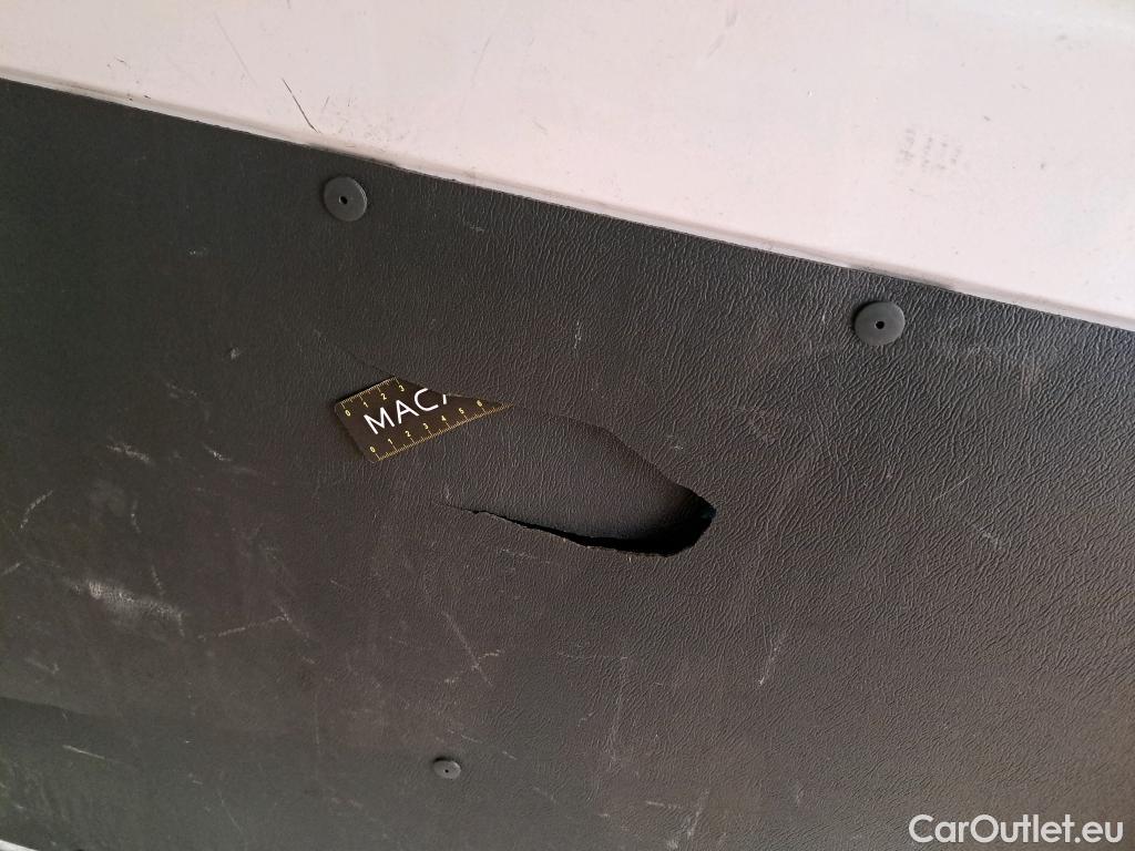  Peugeot  Boxer PEUGEOT  VU 4p Fourgon BLUEHDI 130 PREMIUM PA 333 L2H2 #35