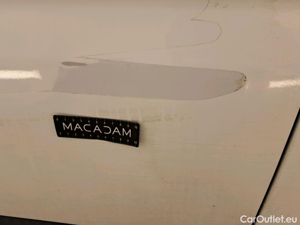  Peugeot  Boxer PEUGEOT  VU 4p Fourgon BLUEHDI 130 PREMIUM PA 333 L2H2 #37