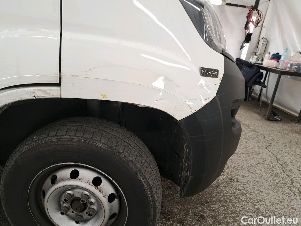  Peugeot  Boxer PEUGEOT  VU 4p Fourgon BLUEHDI 130 PREMIUM PA 333 L2H2 #18